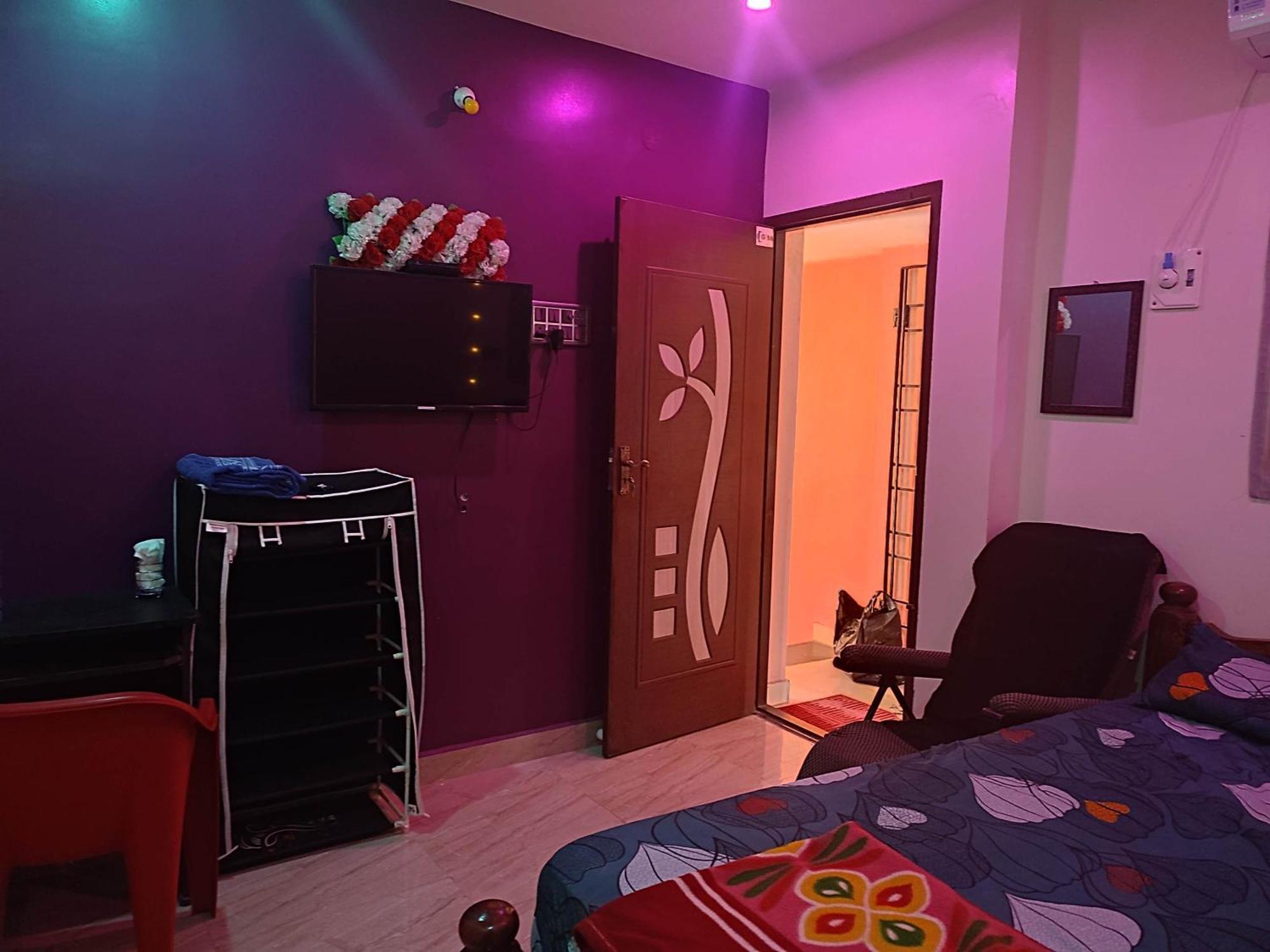 Blue Diamond Apartment Chennai Exterior photo